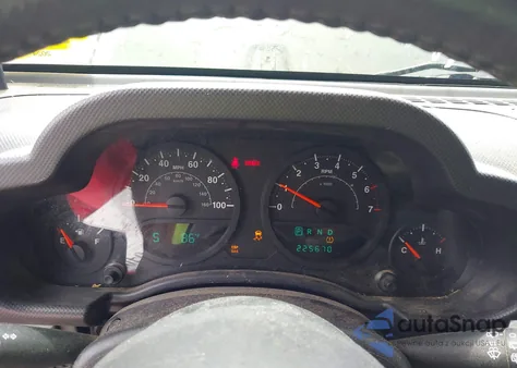 2008 Jeep Wrangler Unlimited X z USA, uszkodzony, nr VIN 1J4GA391X8L638852